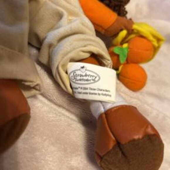 Vintage 2004 Strawberry Shortcake Doll - Picture 2 of 3